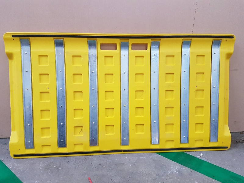 Plastic Yellow Pedestrian Ramp Kerb Ramps, Speed Humps & Cable
